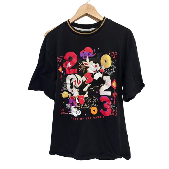Disney Year of the Rabbit 2023 T-Shirt Black Extra Large Mens XL - Picture 1 of 8